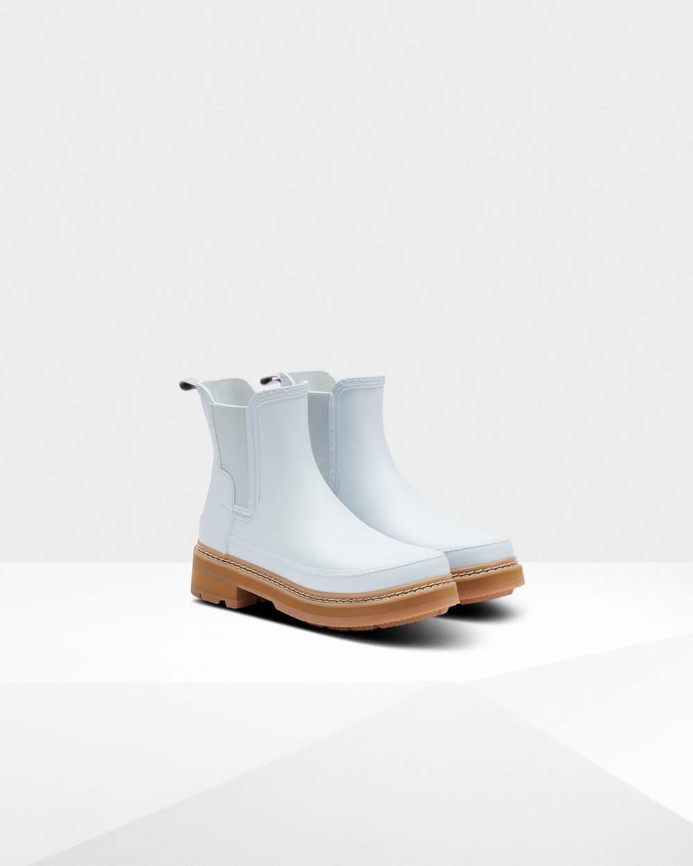 Botas Chelsea Hunter Feminina Branco - Refined Stitch Detail - 52JFVSLAI